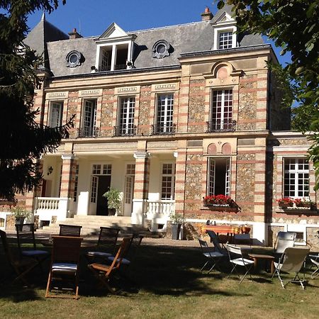 Appartement De 100M2 Dans Un Parc A 20 Mn Du Centre De Paris Garches 외부 사진