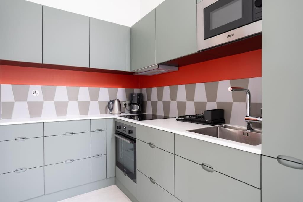 Appartement De 100M2 Dans Un Parc A 20 Mn Du Centre De Paris Garches 외부 사진