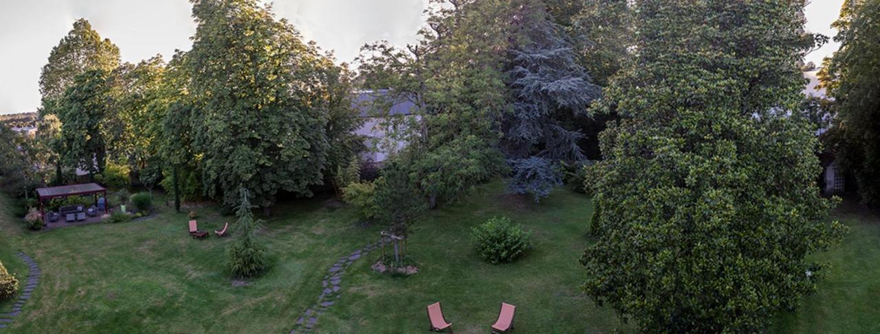 Appartement De 100M2 Dans Un Parc A 20 Mn Du Centre De Paris Garches 외부 사진